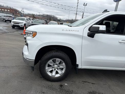 Used 2022 Chevrolet Silverado 1500 LT image 8