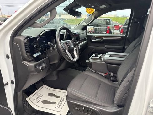 Used 2022 GMC Sierra 1500 Elevation image 13