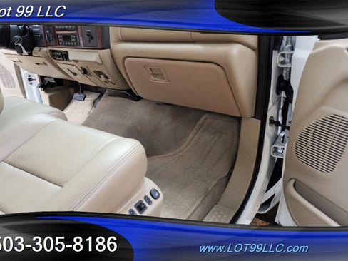 Used 2005 Ford F350 Lariat image 32