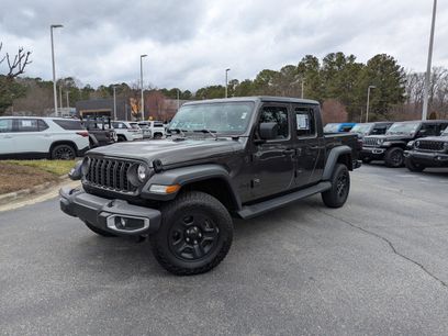 Used 2024 Jeep Gladiator Sport