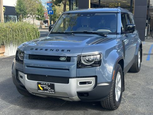 Used 2022 Land Rover Defender 110 SE AWD/4WD image 3