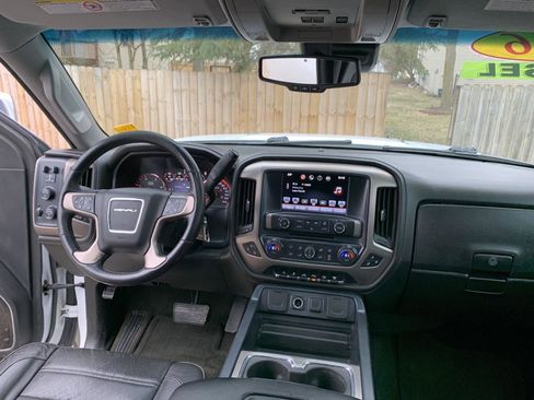 Used 2016 GMC Sierra 2500 Denali w/ Duramax Plus Package image 21