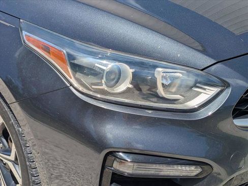Used 2020 Kia Forte LXS FWD image 9