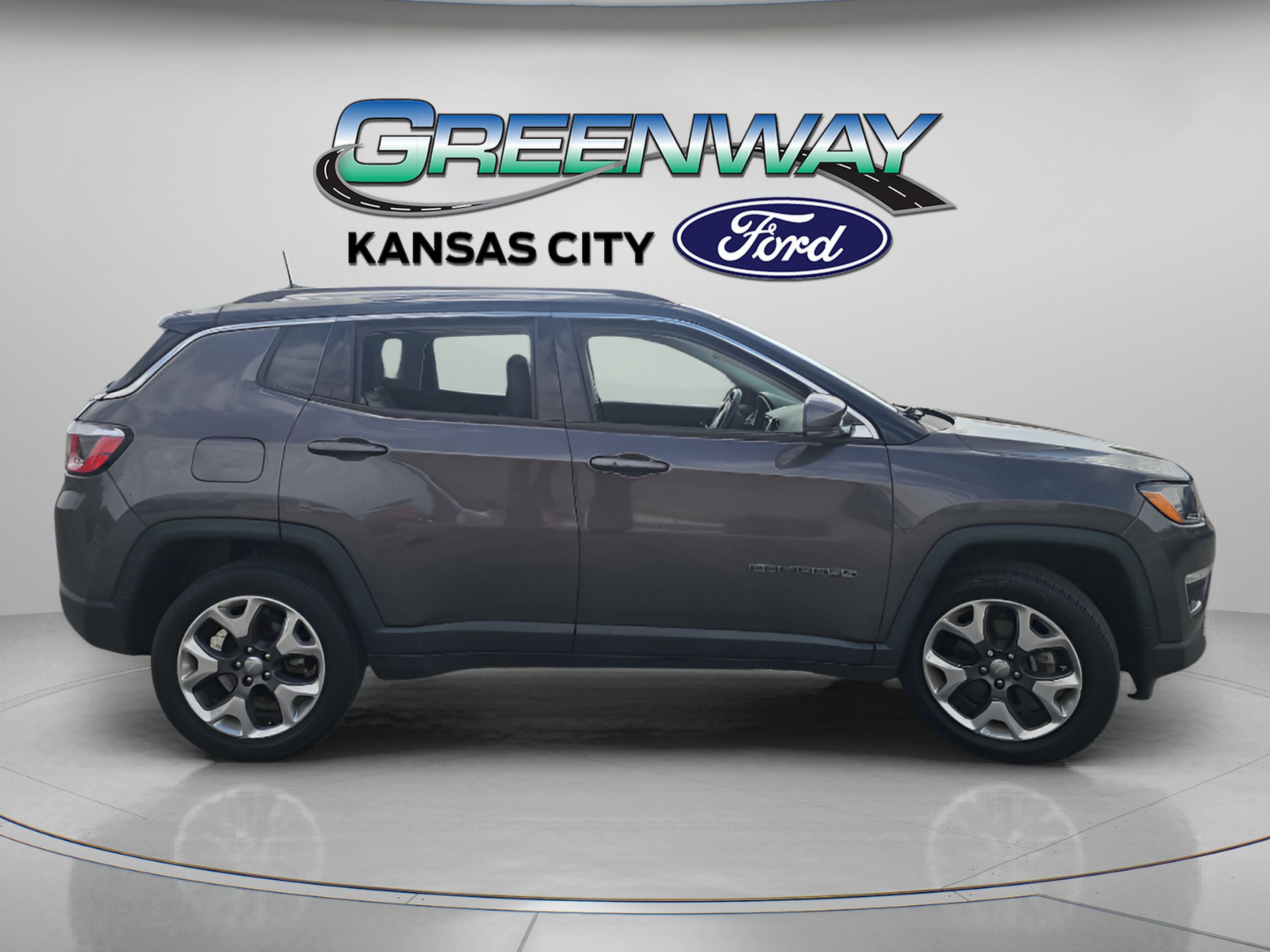 Used 2019 Jeep Compass Limited AWD/4WD image 9