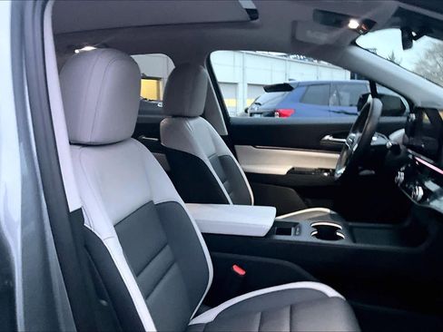 Used 2024 Honda Prologue Elite image 8