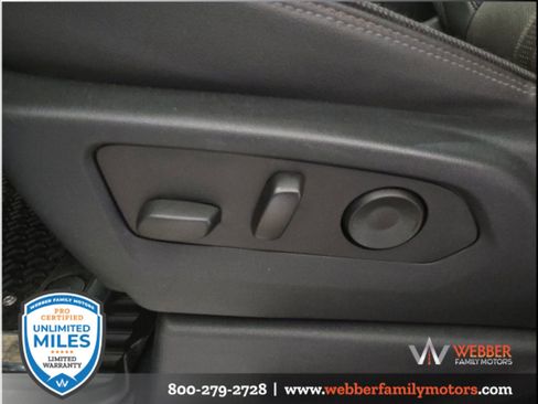 Used 2024 Chevrolet Silverado 3500 High Country w/ High Country Premium Package AWD/4WD image 16