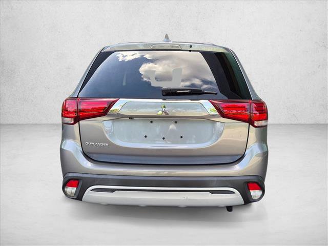 Used 2020 Mitsubishi Outlander ES FWD image 3