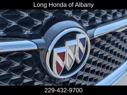 Used 2019 Buick Enclave Avenir w/ Avenir Technology Package FWD image 3