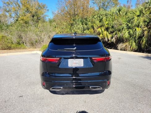 Used 2021 Jaguar F-PACE S image 5