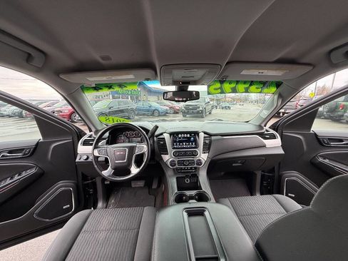 Used 2018 GMC Yukon SLE image 27