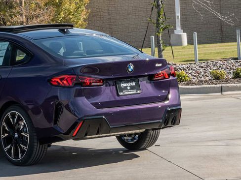 Used 2026 BMW 228i w/ Technology Package FWD image 5