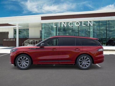 New 2025 Lincoln Aviator Premiere w/ Jet Appearance Package image 3