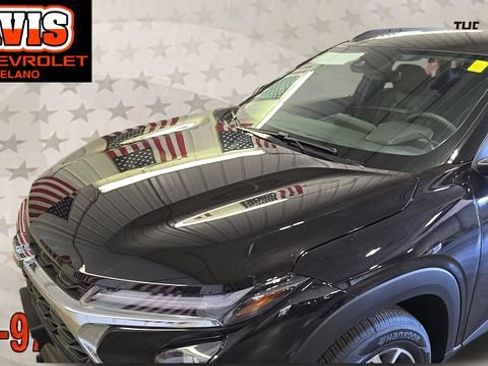 New 2026 Chevrolet Trax LT w/ LT Convenience Package FWD image 6
