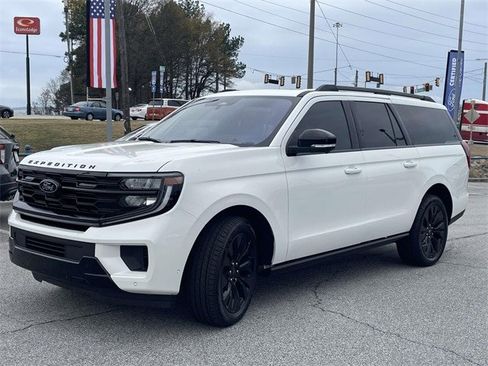 Certified 2025 Ford Expedition Max Platinum w/ Stealth Appearance Package image 27