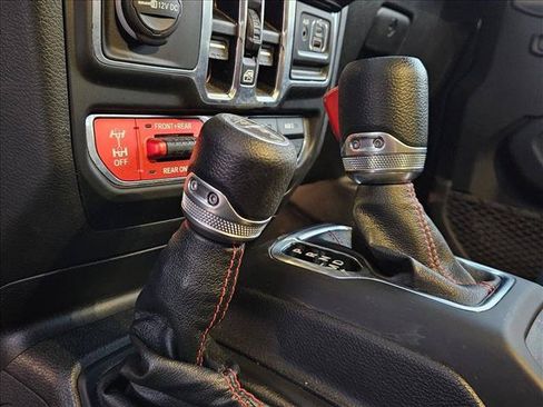 Used 2020 Jeep Wrangler Unlimited Rubicon AWD/4WD image 8