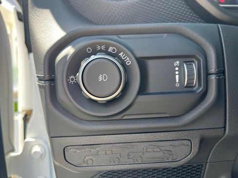 Used 2024 Jeep Wrangler Unlimited Rubicon 392 AWD/4WD image 42