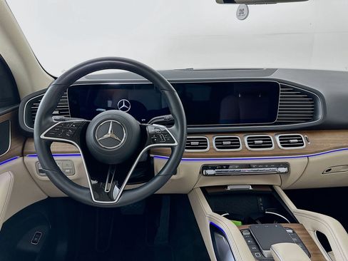 Certified 2025 Mercedes-Benz GLE 350 4MATIC image 24