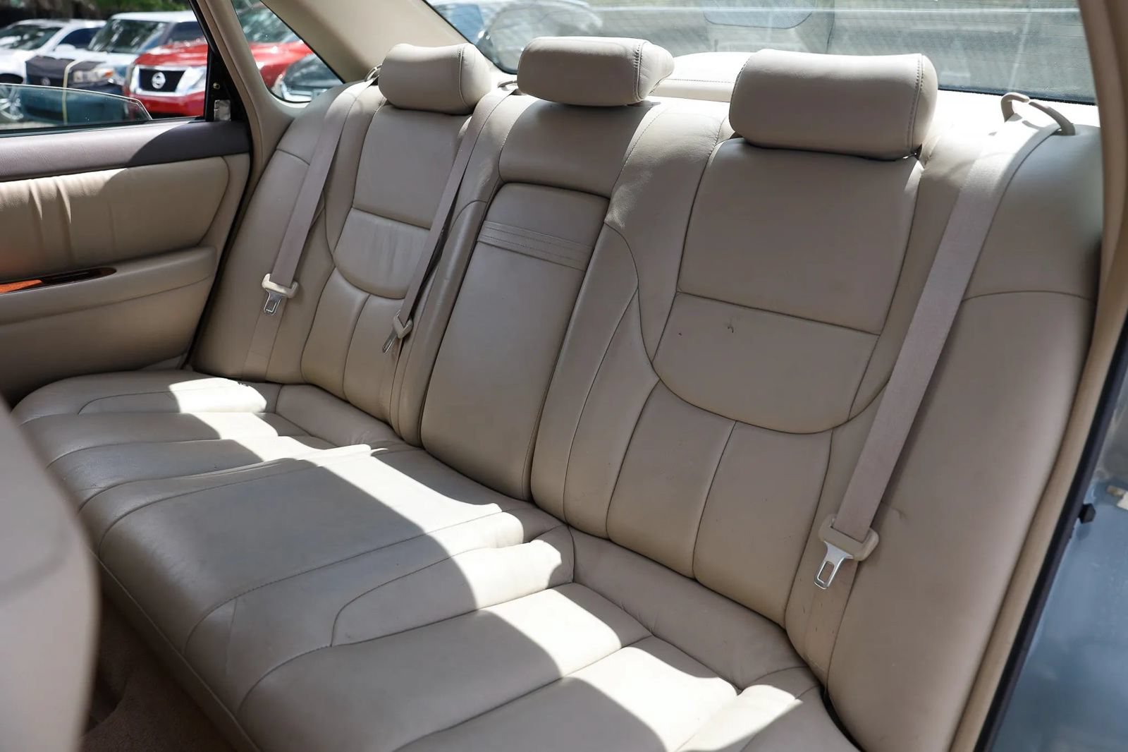 Used 2001 Toyota Avalon XLS w/ Option Pkg 5 FWD image 19