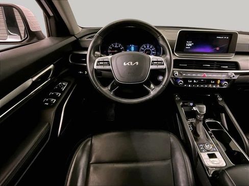 Used 2022 Kia Telluride S AWD/4WD image 5