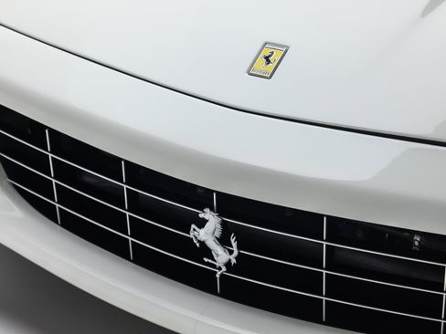 Certified 2010 Ferrari 599 GTB Fiorano RWD image 31
