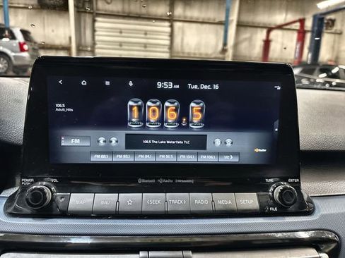 Certified 2022 Kia Seltos S image 14