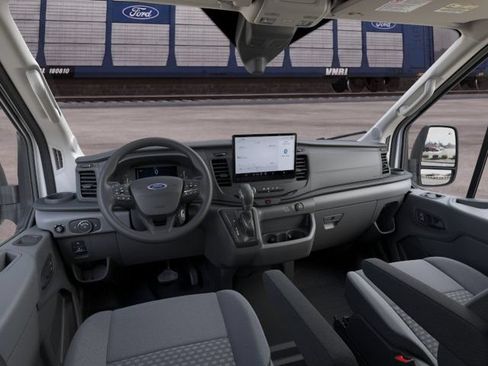 New 2026 Ford Transit 250 148 Medium Roof RWD image 9
