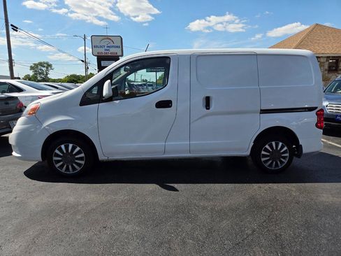 Used 2017 Nissan NV200 SV w/ Technology Package FWD image 3