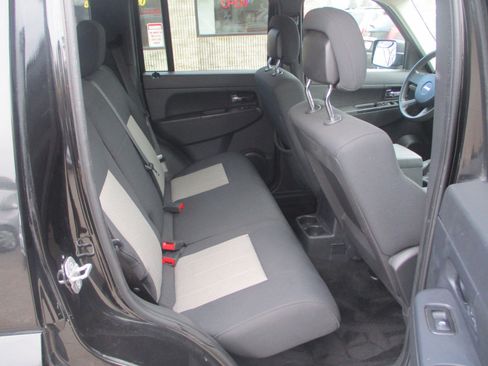 Used 2010 Jeep Liberty Sport w/ Popular Equipment Group image 8