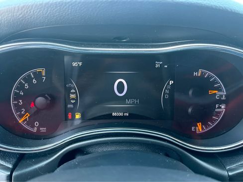 Used 2020 Jeep Grand Cherokee Limited AWD/4WD image 14
