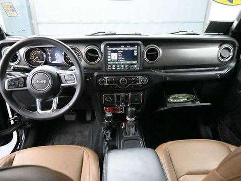 Used 2023 Jeep Gladiator Rubicon w/ LED Lighting Group AWD/4WD image 26
