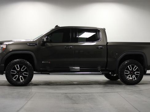 Used 2019 GMC Sierra 1500 AT4 w/ Driver Alert Package I image 7
