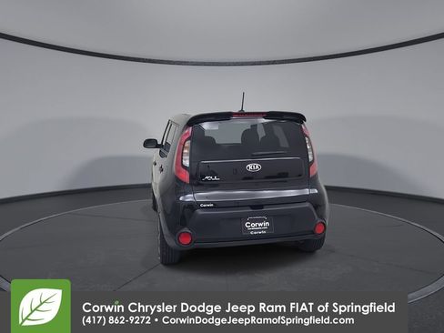 Used 2015 Kia Soul FWD image 12