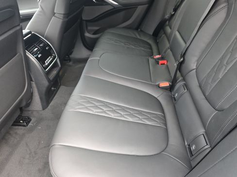 New 2026 BMW X6 M60i w/ Executive Package image 14