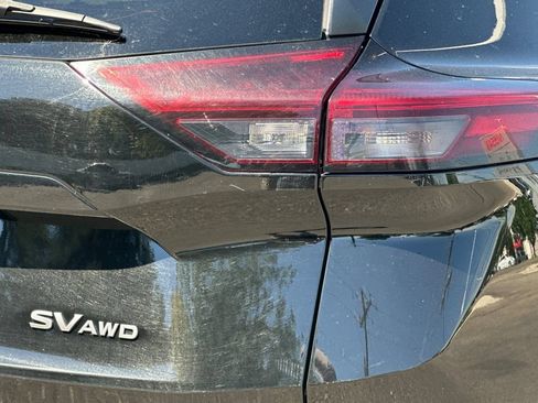 Used 2024 Nissan Rogue SV AWD/4WD image 25