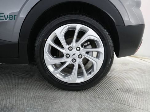 Used 2023 Chevrolet Bolt EUV LT w/ Driver Confidence Package FWD image 19