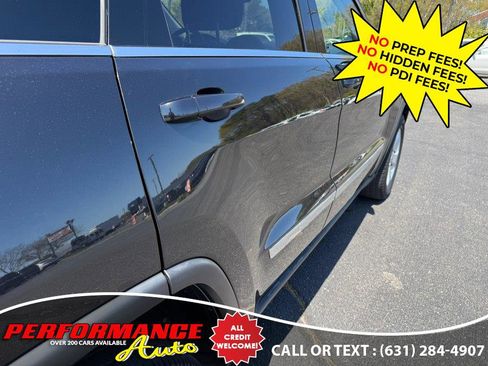 Used 2013 Jeep Grand Cherokee Laredo AWD/4WD image 18
