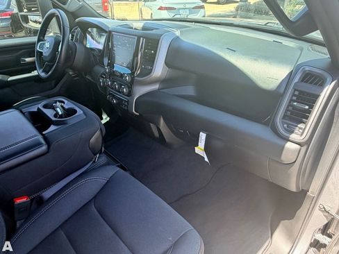 Used 2025 RAM 1500 Tradesman w/ Night Edition AWD/4WD image 11