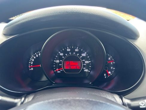 Used 2015 Kia Soul + FWD image 22