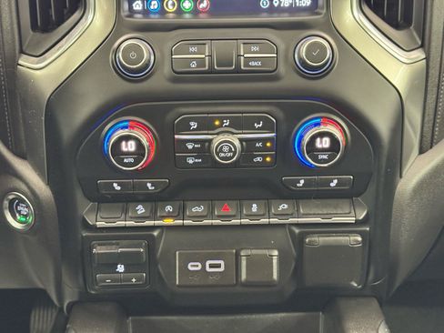 Used 2020 Chevrolet Silverado 1500 RST w/ All-Star Edition AWD/4WD image 27