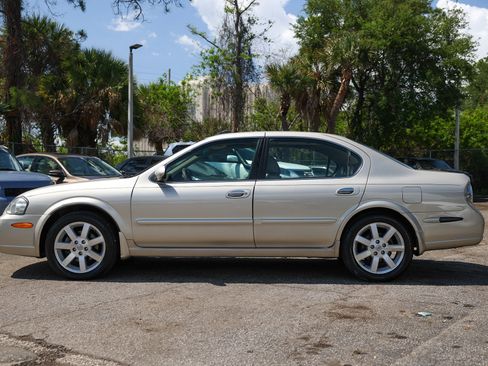 Used 2002 Nissan Maxima GLE FWD image 4