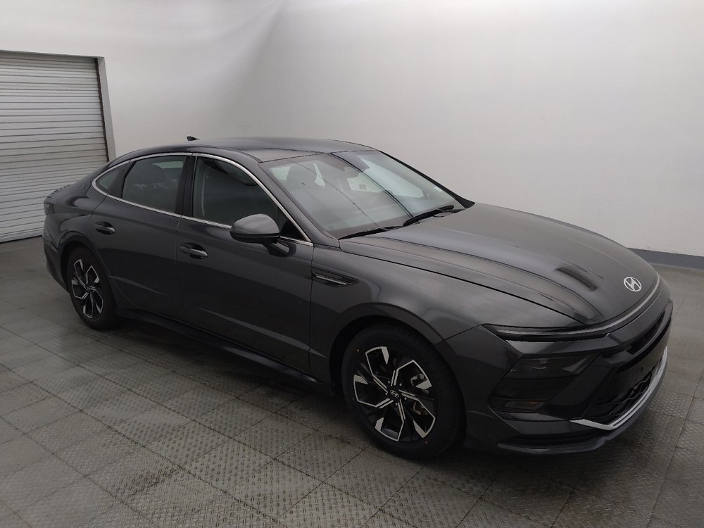Used 2025 Hyundai Sonata SEL FWD image 11