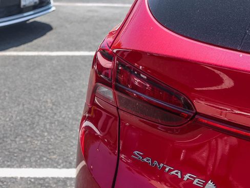 Used 2023 Hyundai Santa Fe SEL image 8