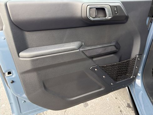 New 2025 Ford Bronco Badlands image 16