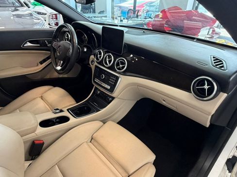 Used 2019 Mercedes-Benz CLA 250 image 29