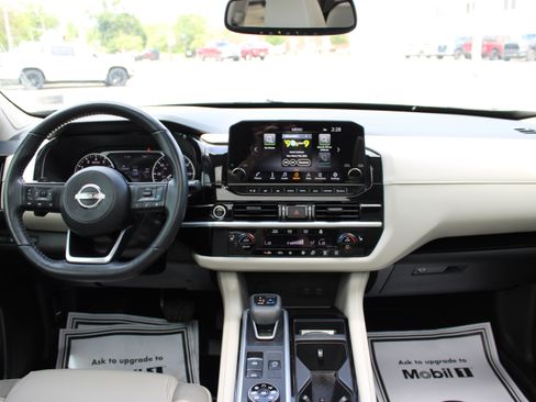 Used 2022 Nissan Pathfinder SL w/ SL Premium Package AWD/4WD image 21