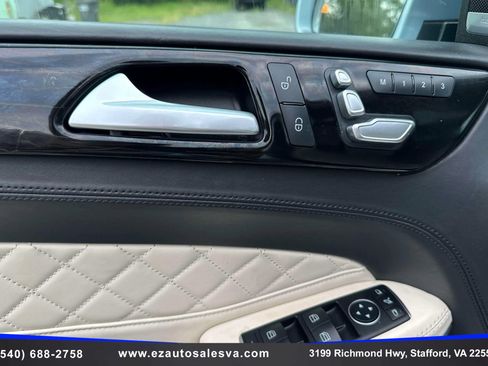 Used 2017 Mercedes-Benz GLS 550 4MATIC image 21