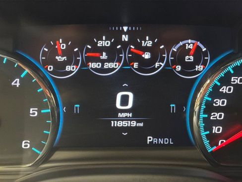 Used 2018 GMC Yukon Denali image 25