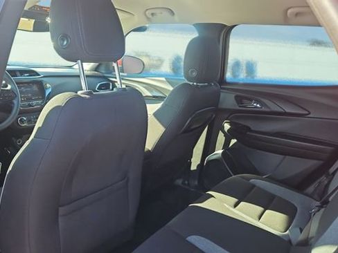Used 2023 Chevrolet TrailBlazer LT w/ Convenience Package image 17