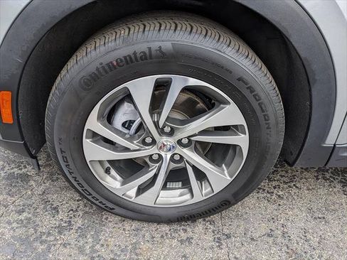 Used 2023 Buick Envision Essence AWD/4WD image 8