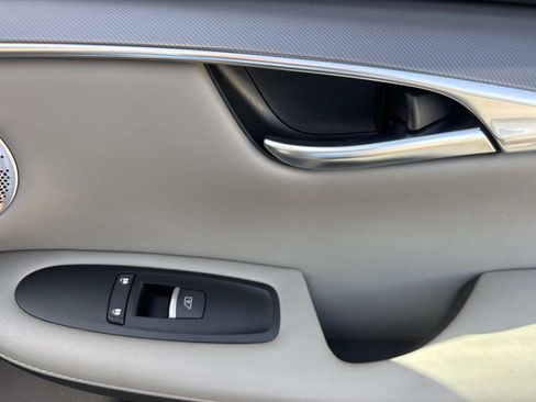 Certified 2023 INFINITI QX50 Luxe FWD image 17